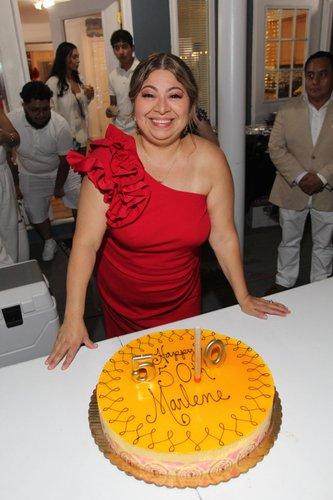 mobile - carousel-hero-element image-2