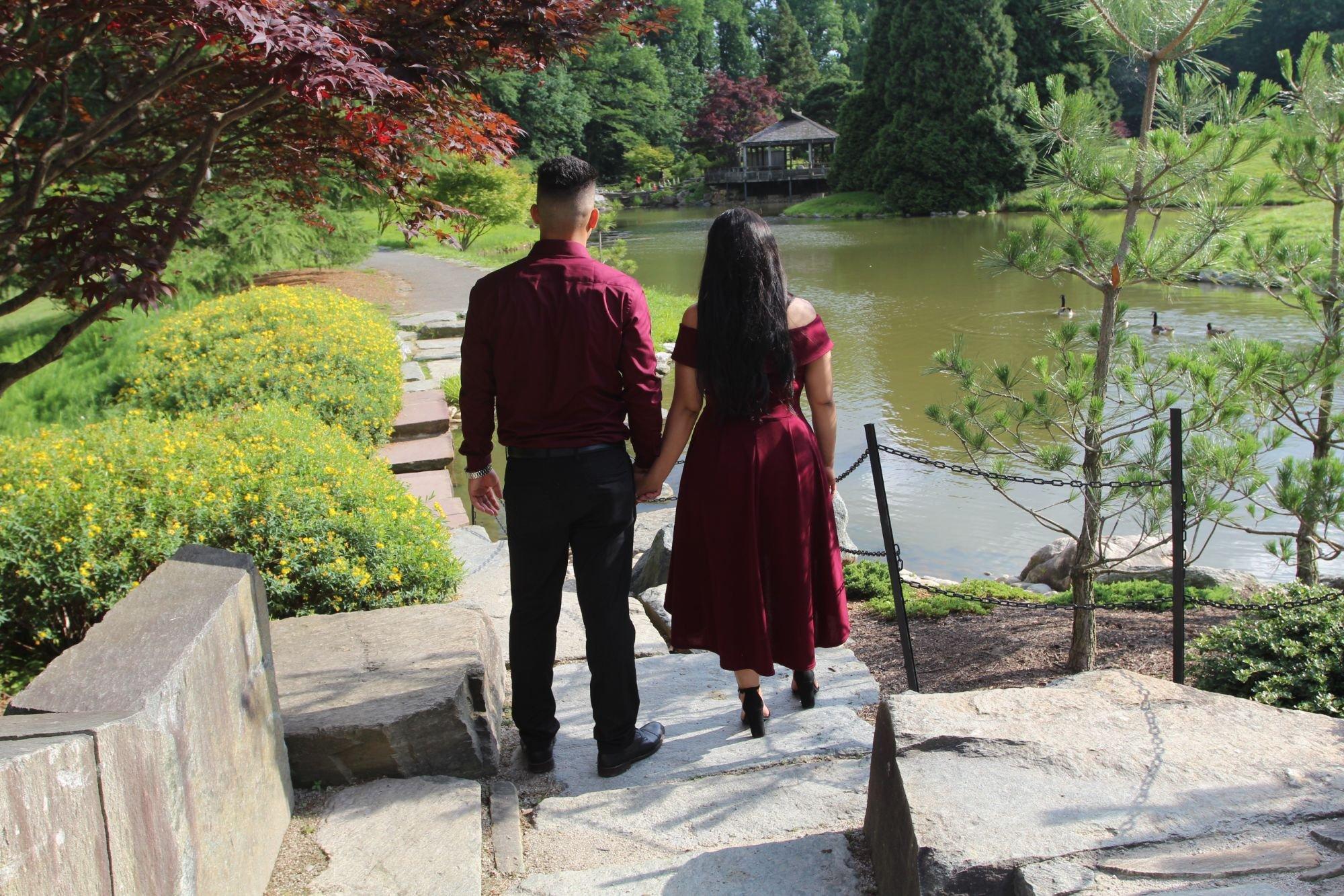 carousel-hero-element image-0